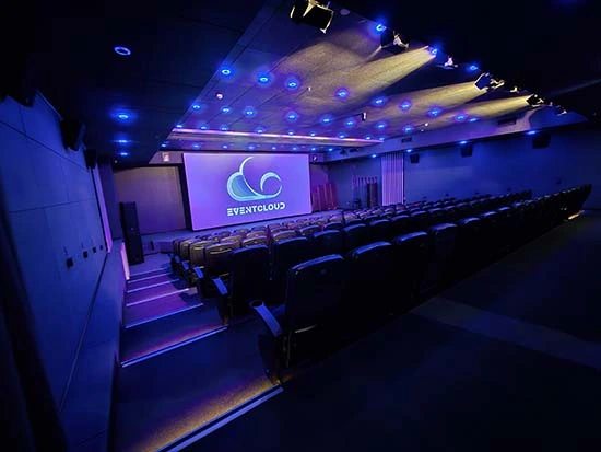 سالن اول ظرفیت 120 نفر